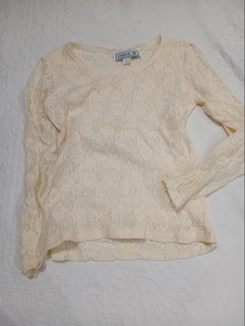 Match II Lace Long Sleeve Top