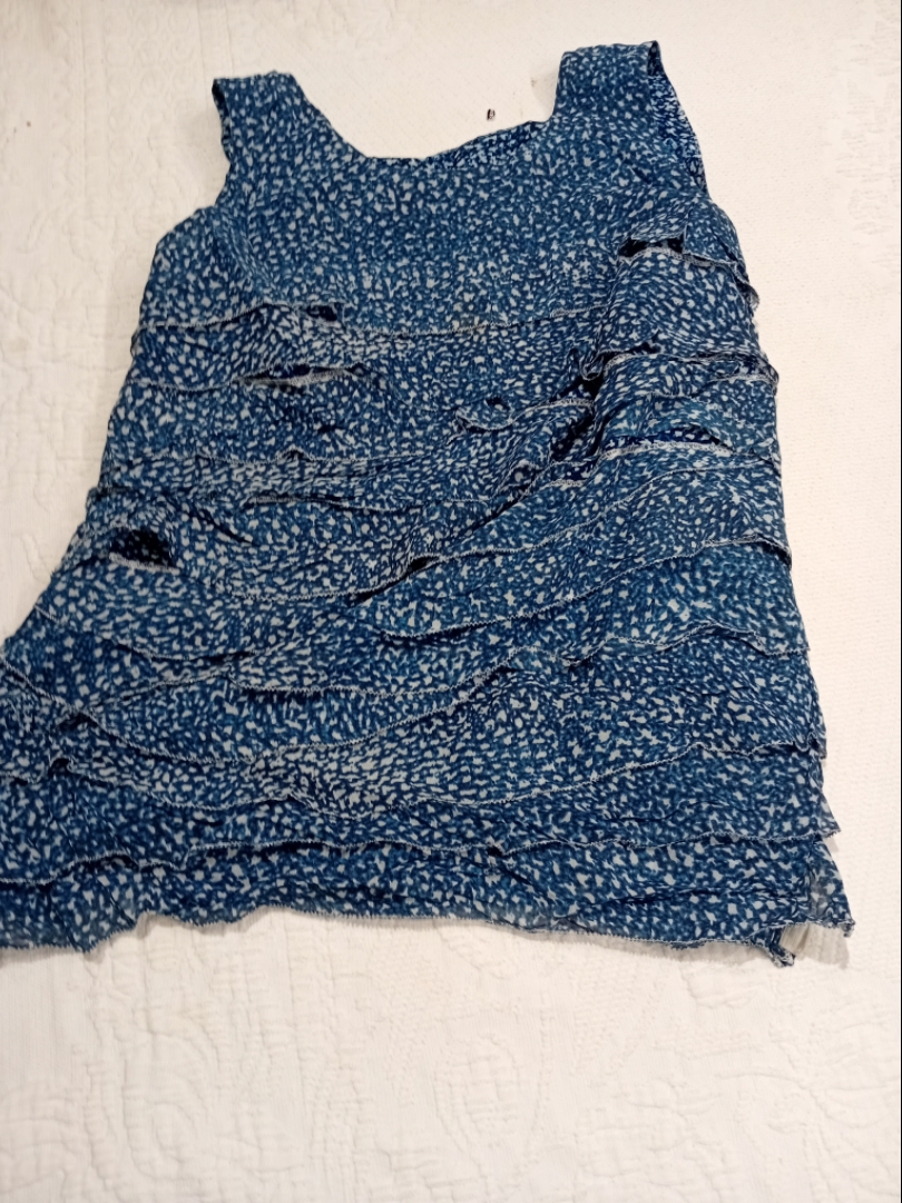 Top Sin Mangas Con Volantes Ann Taylor
