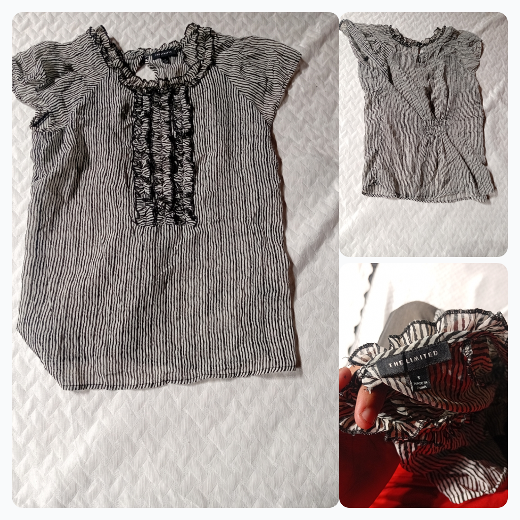 Blouse à volants rayée