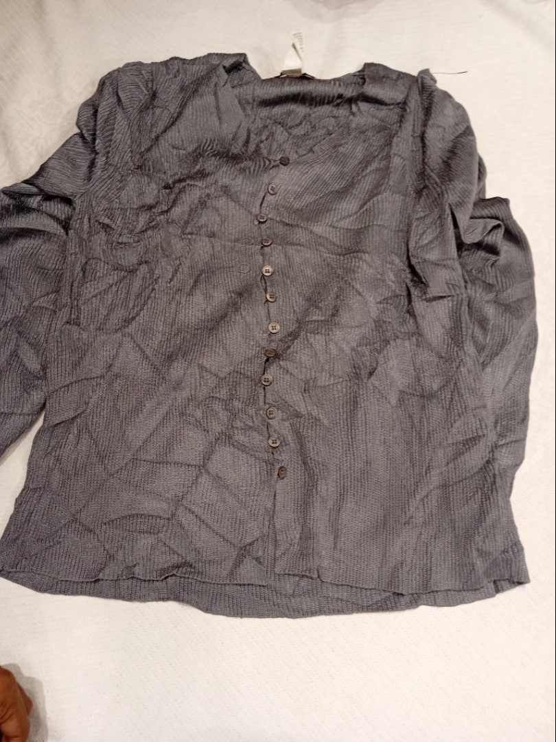 Jones New York Button-Down Long Sleeve Blouse