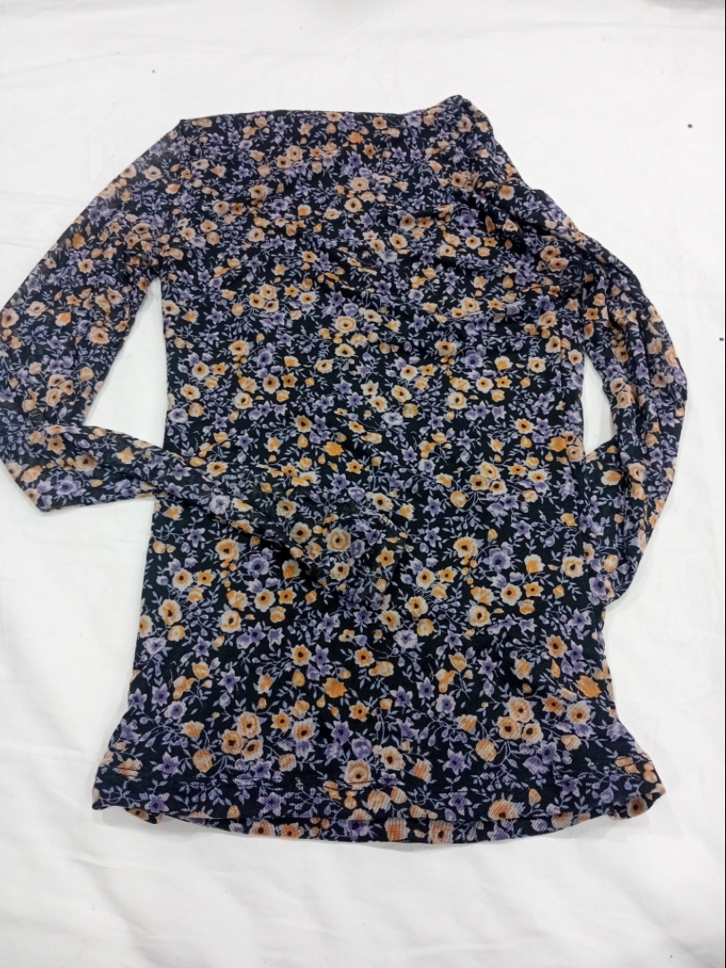 Dynamite Floral Print Long Sleeve Top