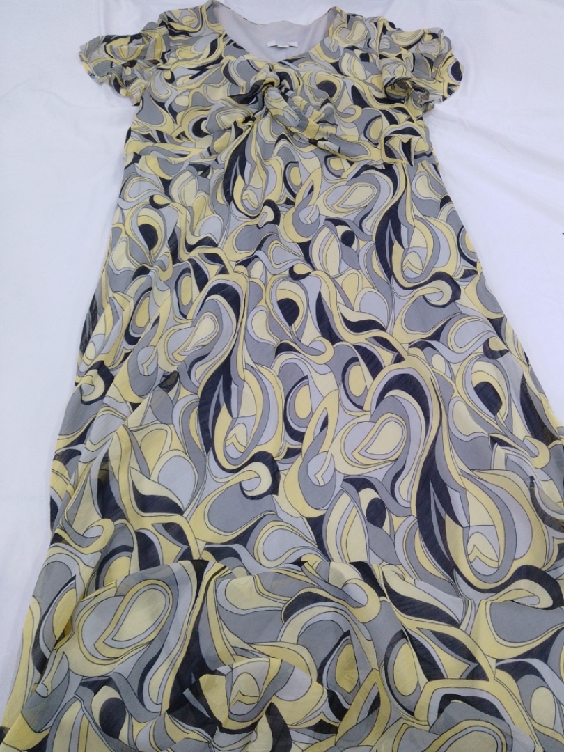 Women's Maxi Dress with Abstract Print