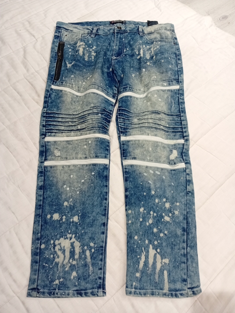 Jeans in denim rovinato Southpole