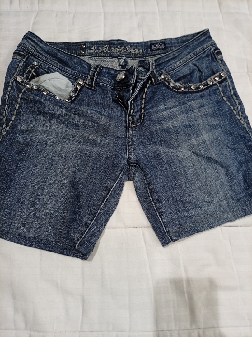 L'AIdol Jean Shorts avec des accents en strass
