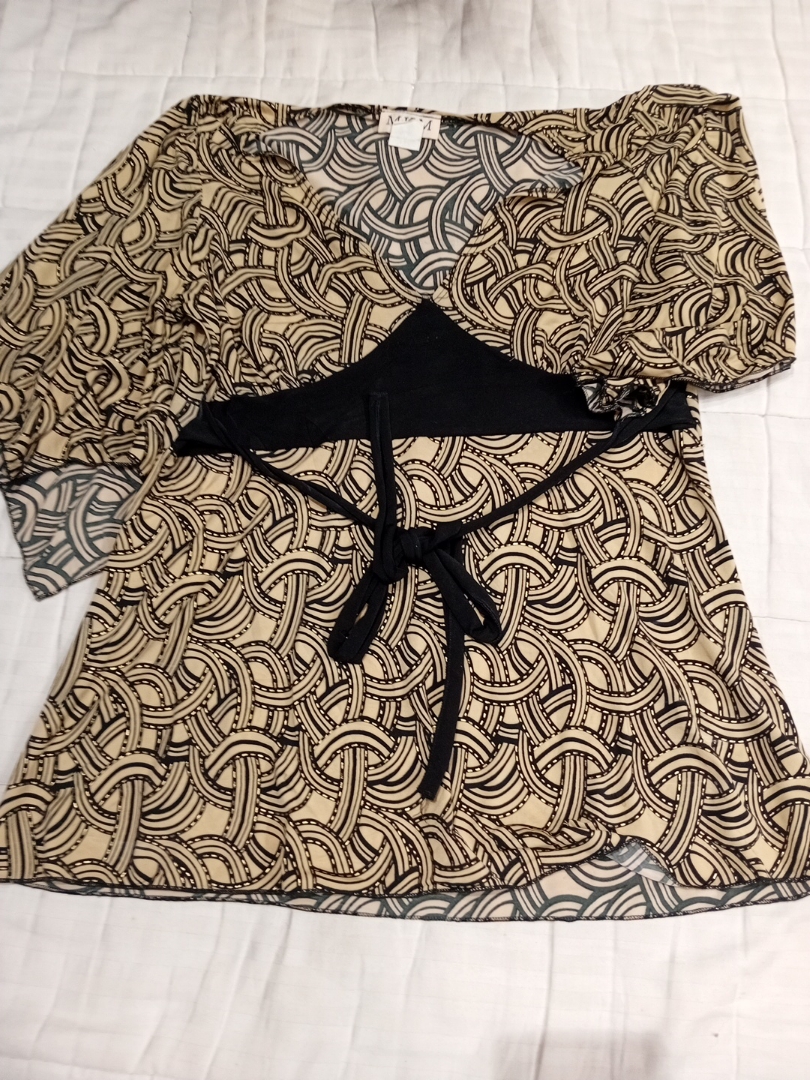 MKM Designs Blusa Stampata con Vita Legata