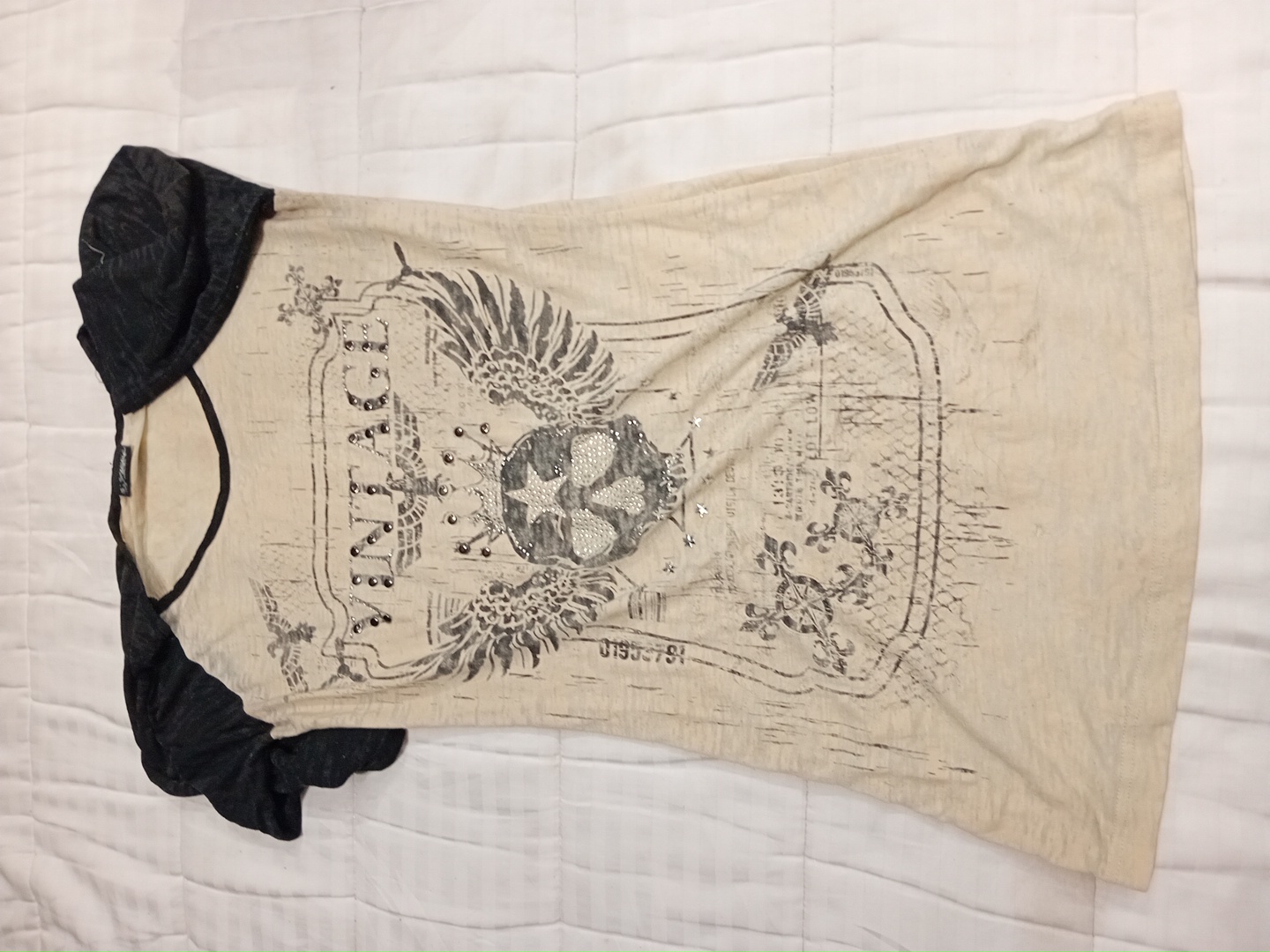 Daytrip Vintage Graphic Tee