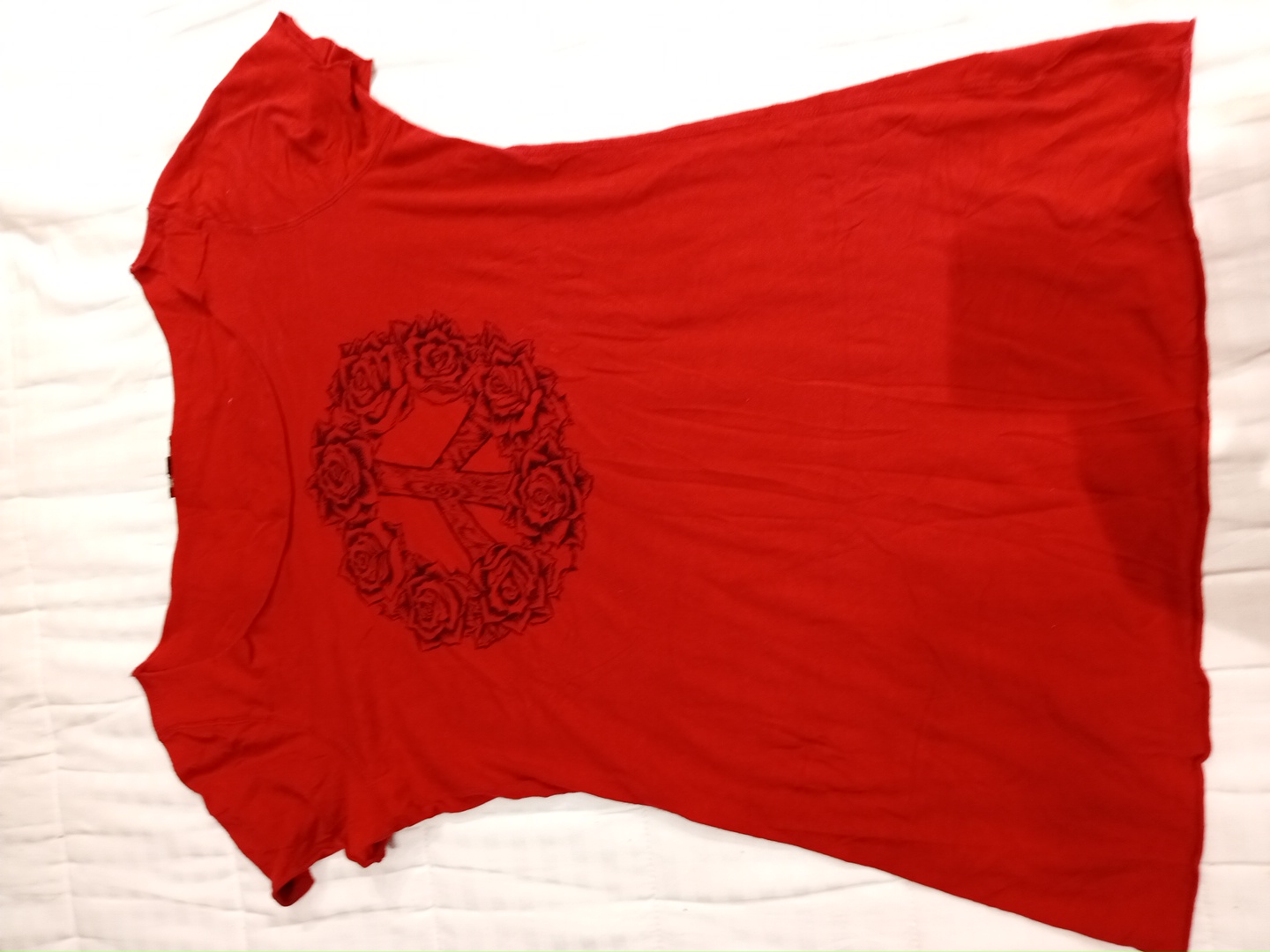 Red Lucky Tees Peace Sign Graphic T-shirt