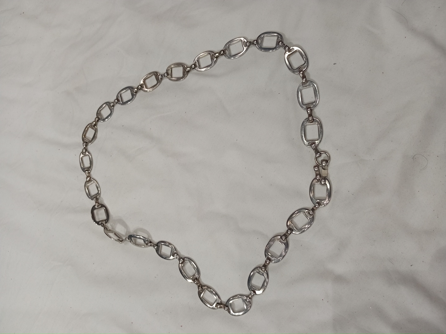 Collier en chaîne argenté