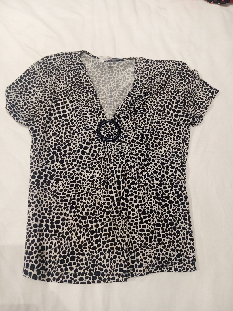 Jones Wear Studio Petite Animal Print Top