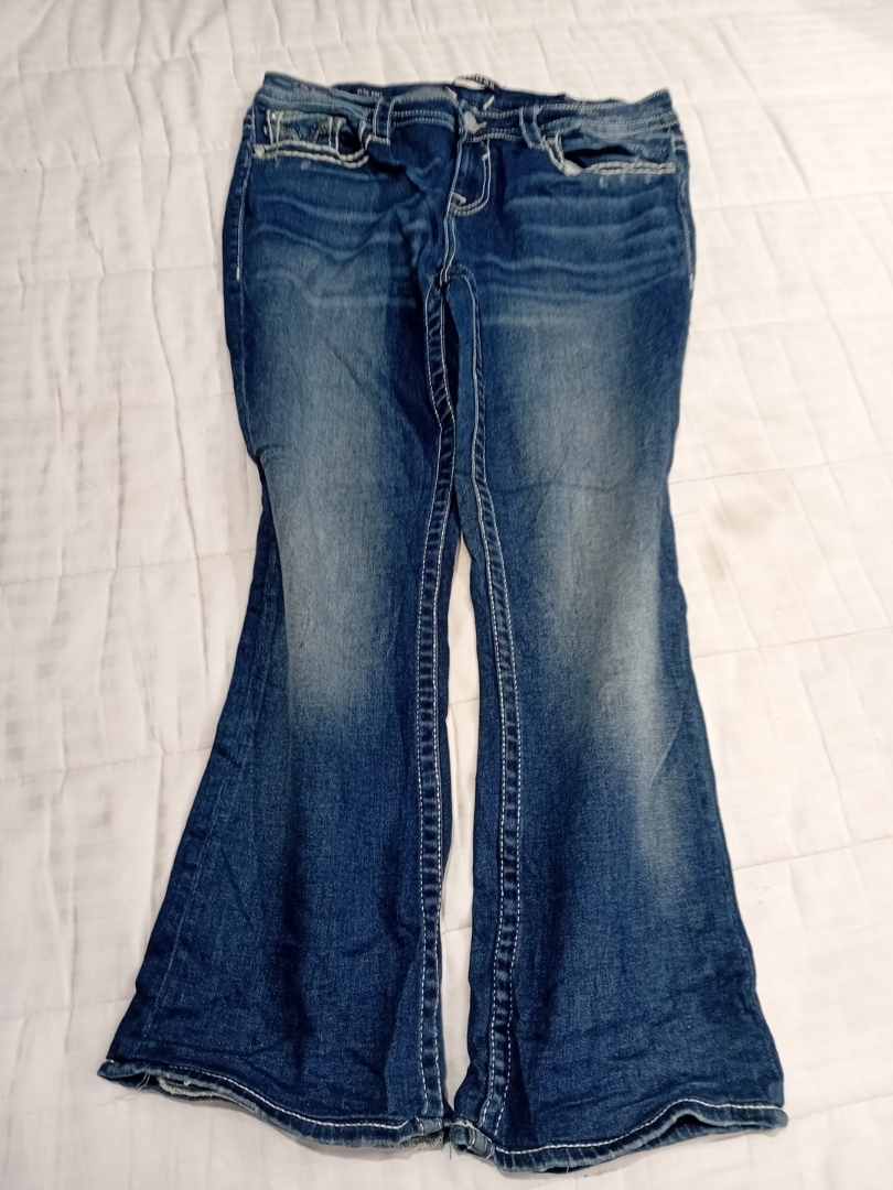 Vigoss Low Rise Flare Jeans