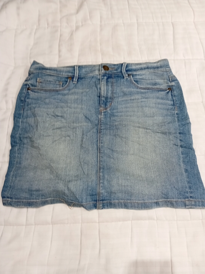 Falda Mini de Denim Ann Taylor LOFT