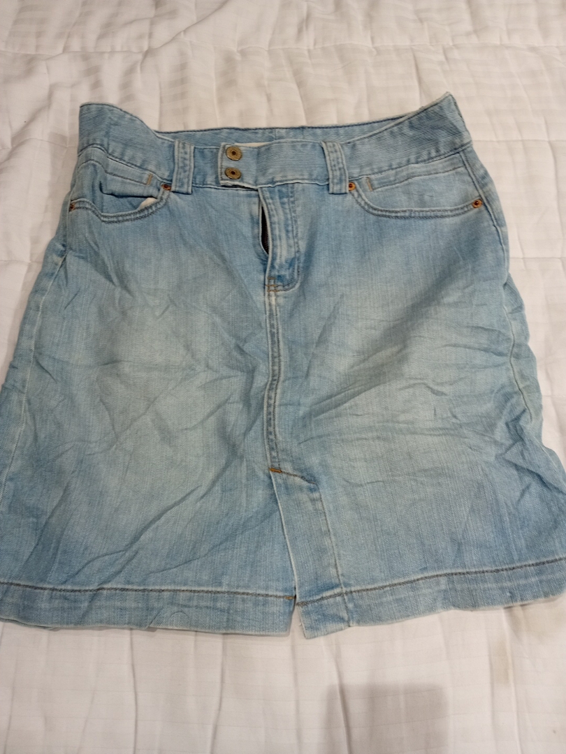 Falda Mini de Mezclilla GAP Jeans