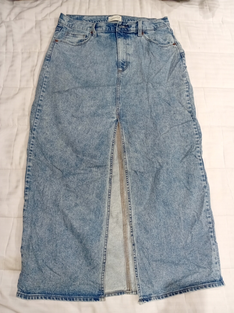 Saia Maxi de Denim com Fenda