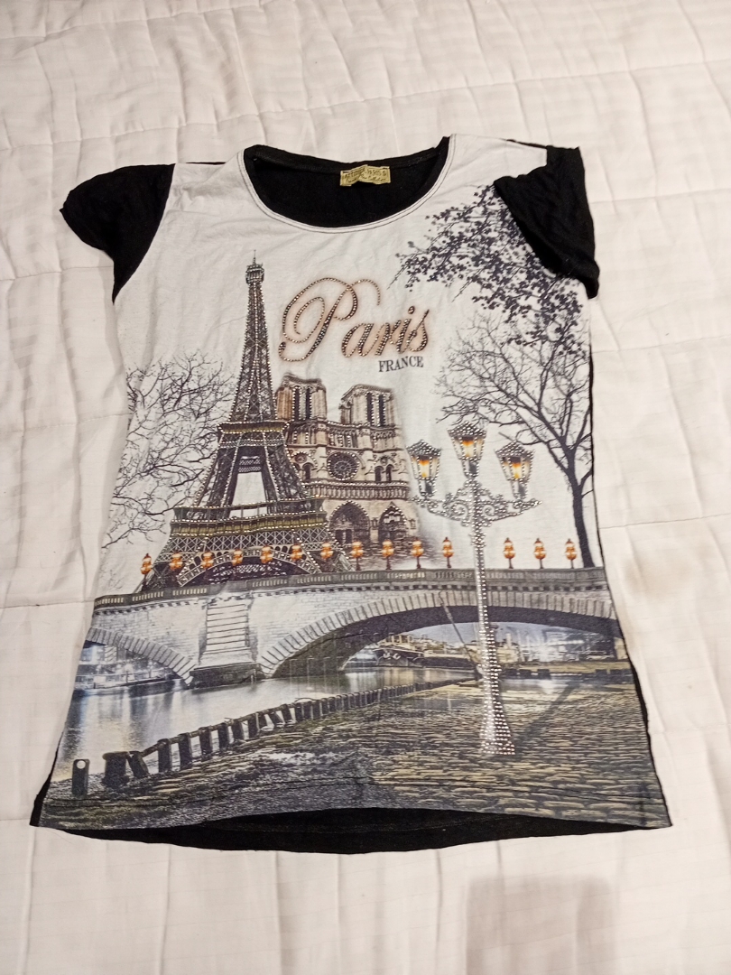 Raglan Sleeve Graphic T-Shirt