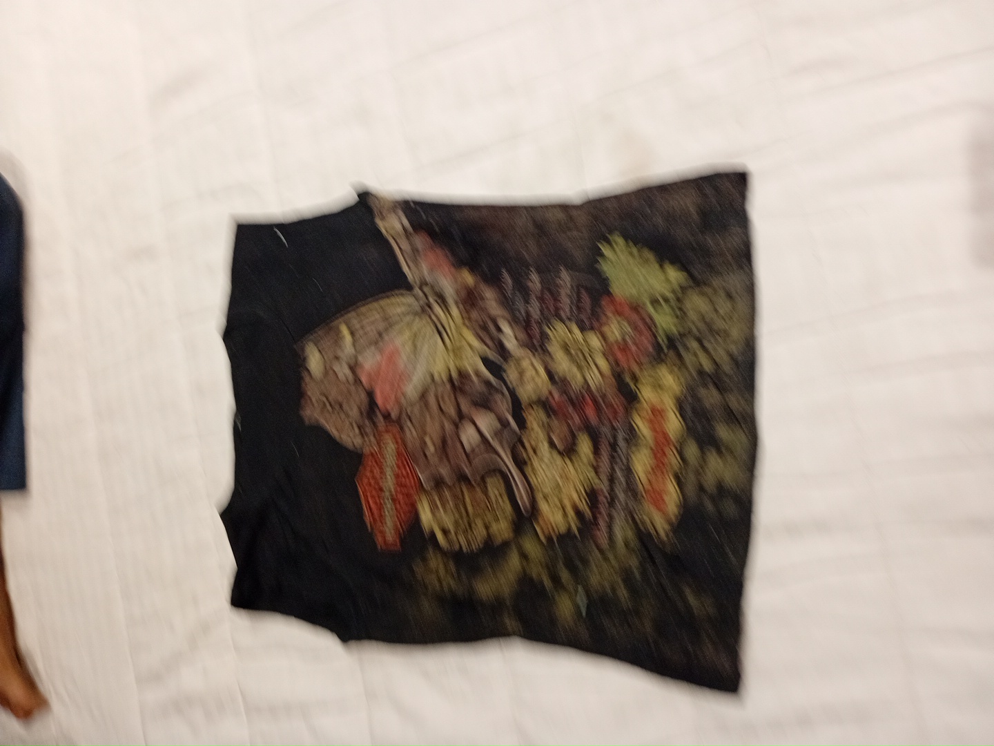 T-shirt grafica nera