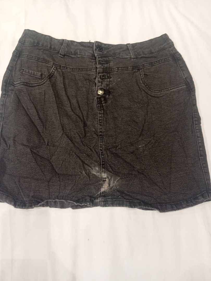 Saia Mini de Jeans Preta