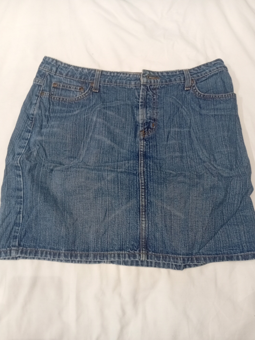 This will be title used by e-commerce on listing p..