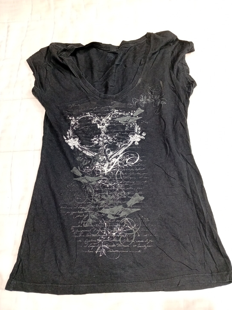 Camiseta Gráfica Preta