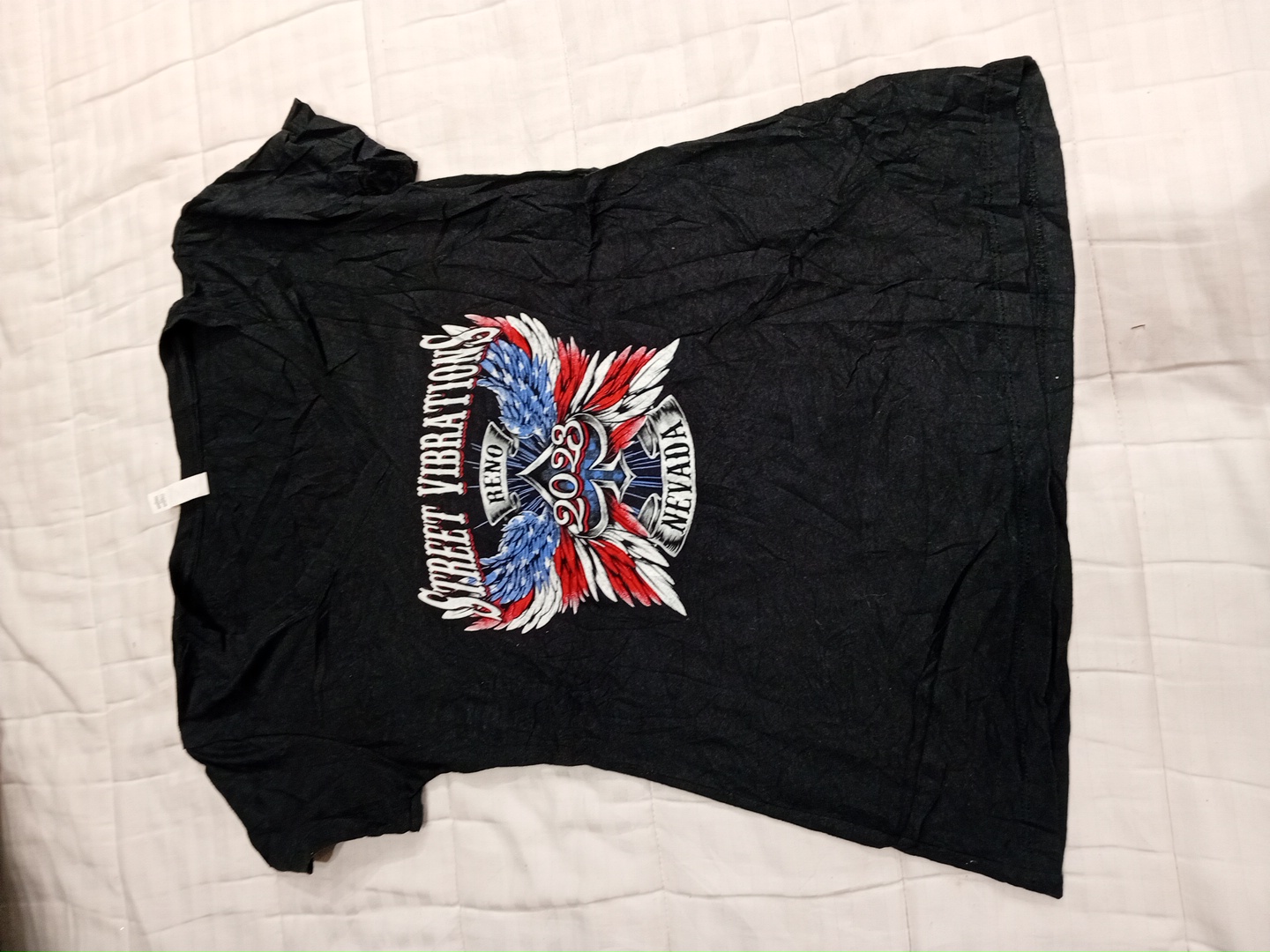 Camiseta com Estampa Gráfica