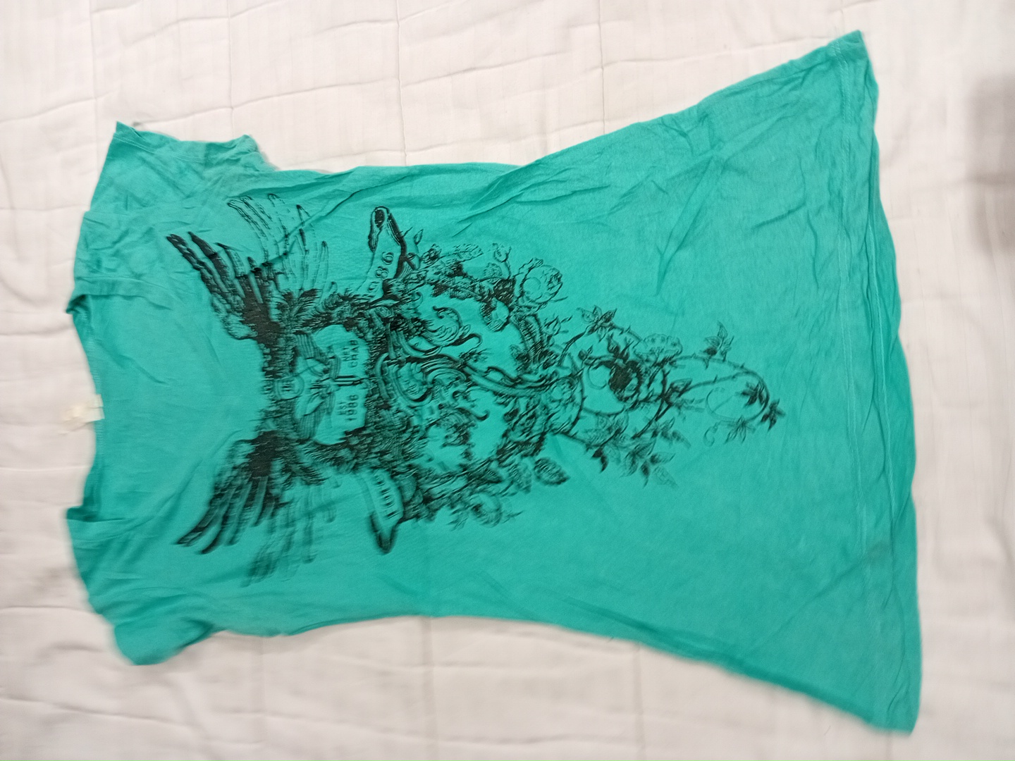 T-Shirt con design di aquila