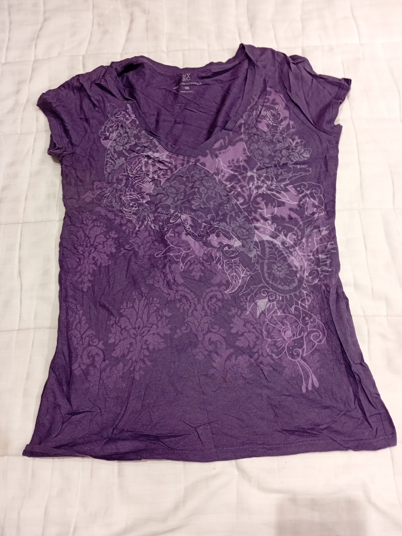 Top donna viola a maniche corte a V