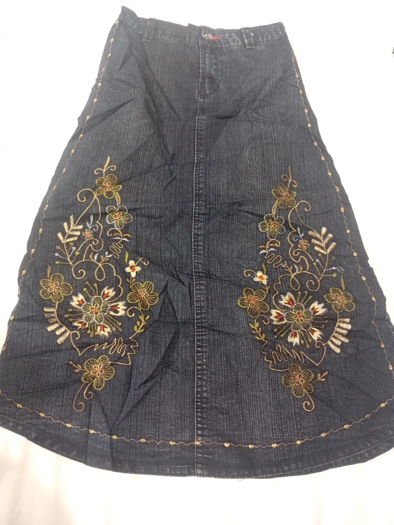 Embroidered Dark Gray Skirt