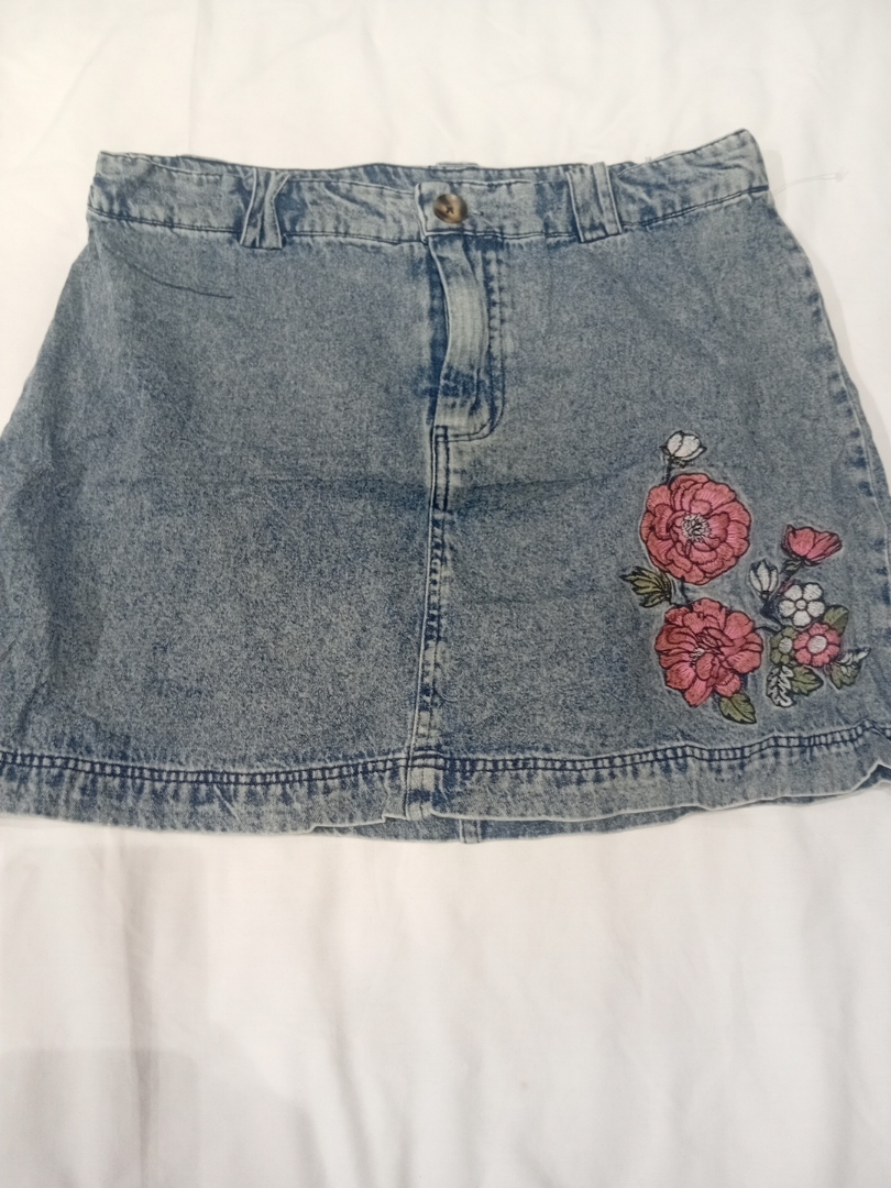 Denim Skirt with Floral Embroidery