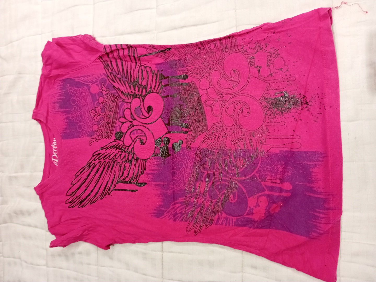 Derron Pink Graphic T-Shirt