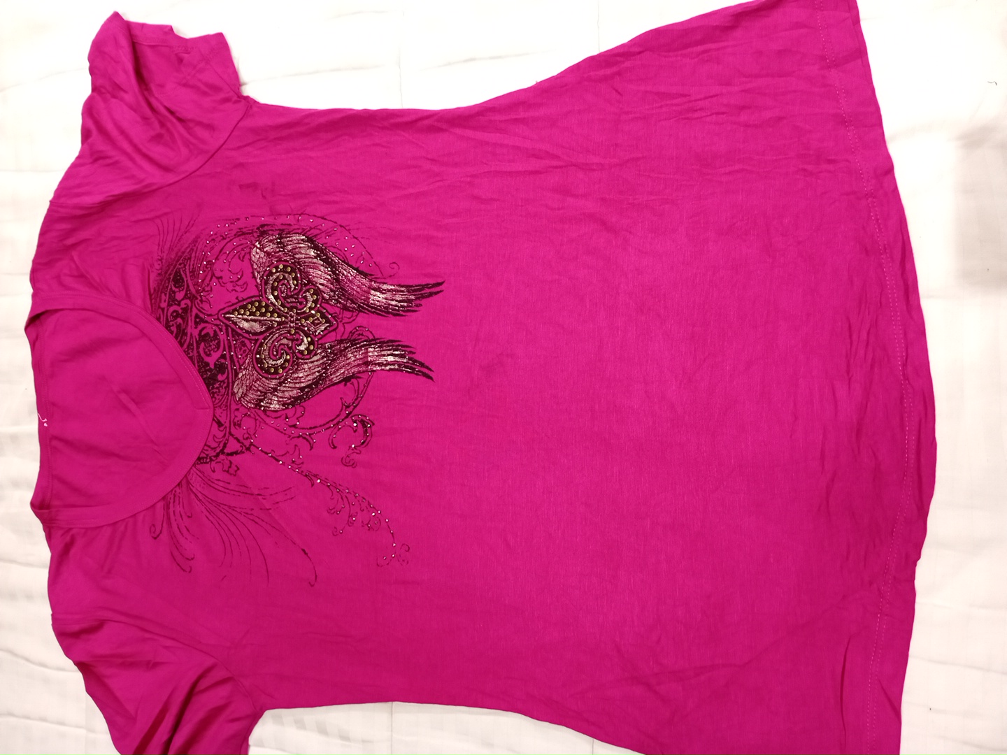 T-Shirt mit Flügeldesign