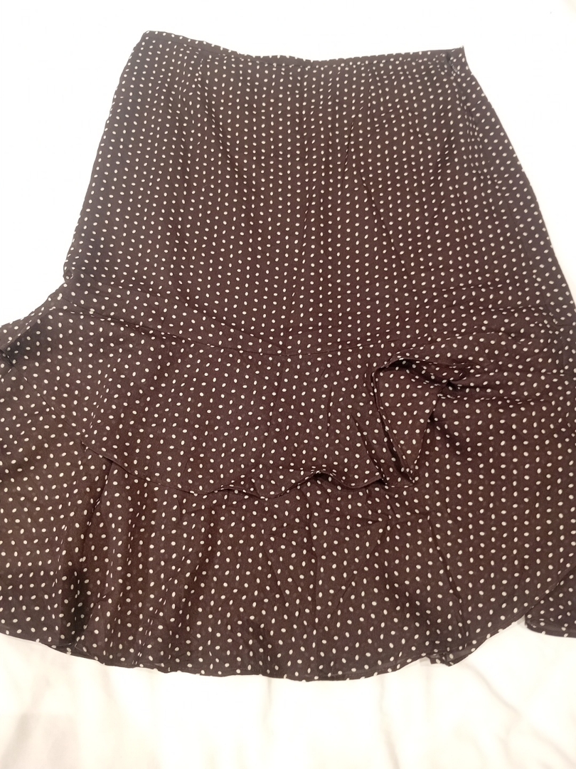 Gonna a Pois Marrone