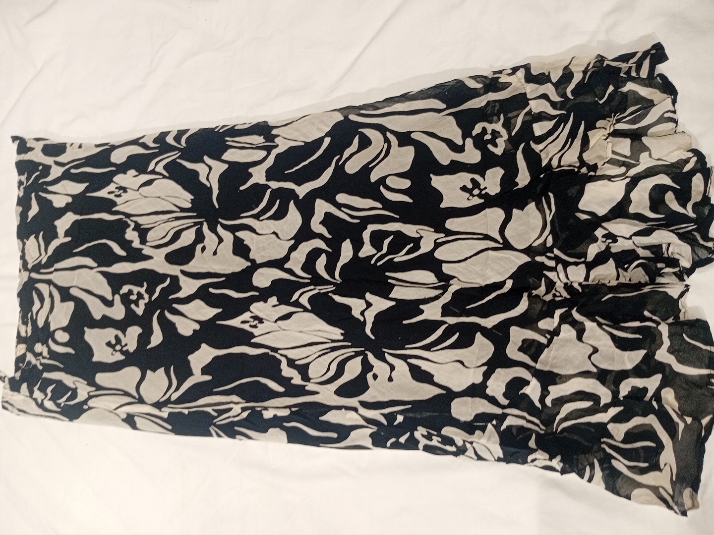 Gonna floreale nera e beige