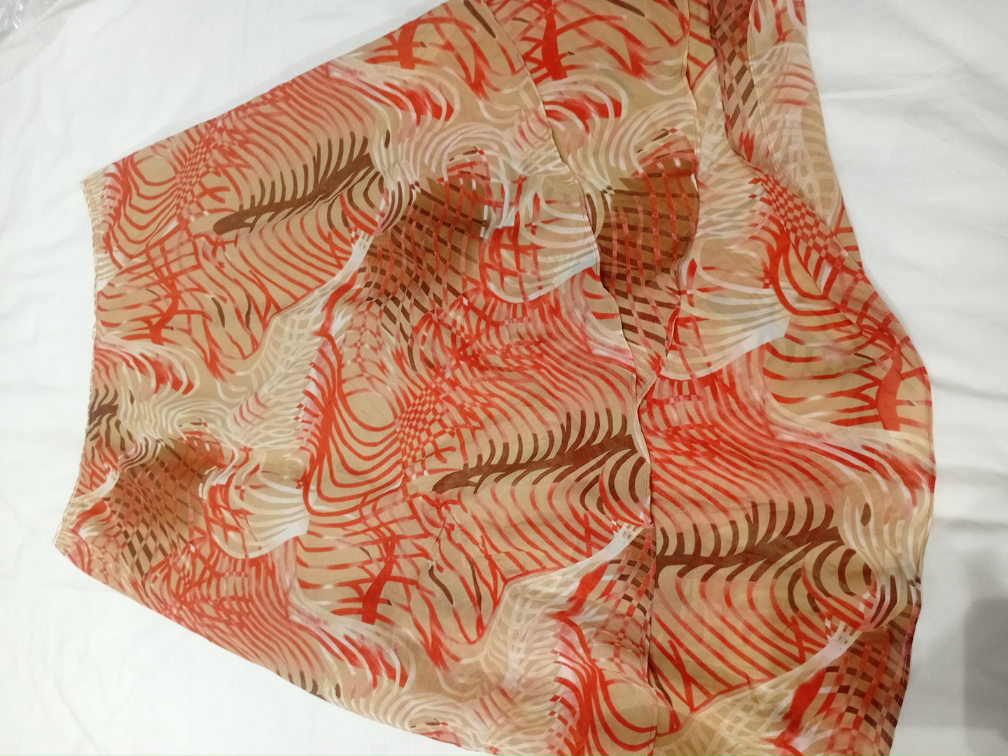 A-line skirt with abstract print