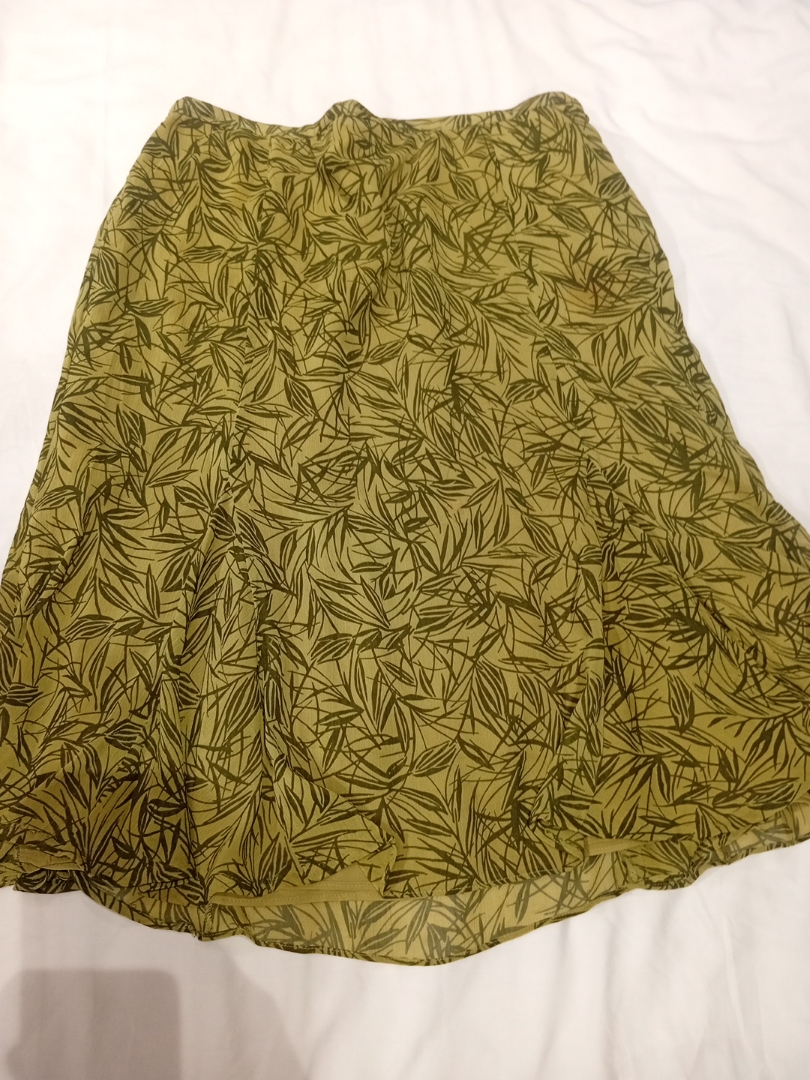 Gonna floreale verde oliva