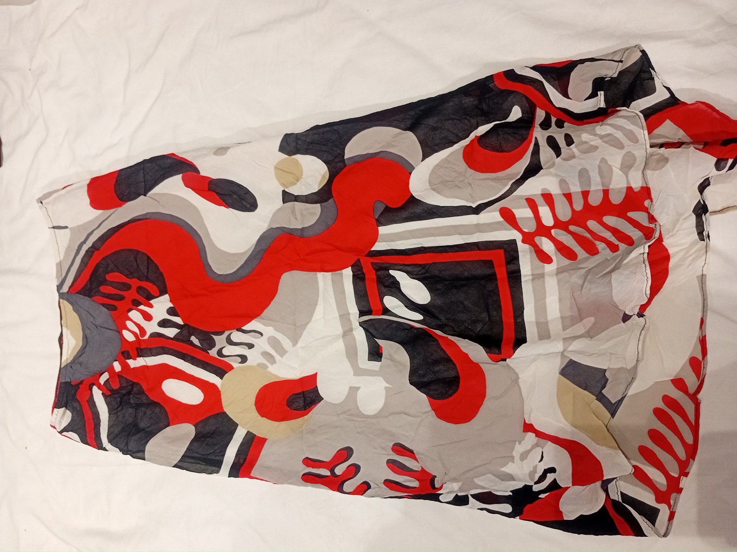 Gonna a Motivo Astratto