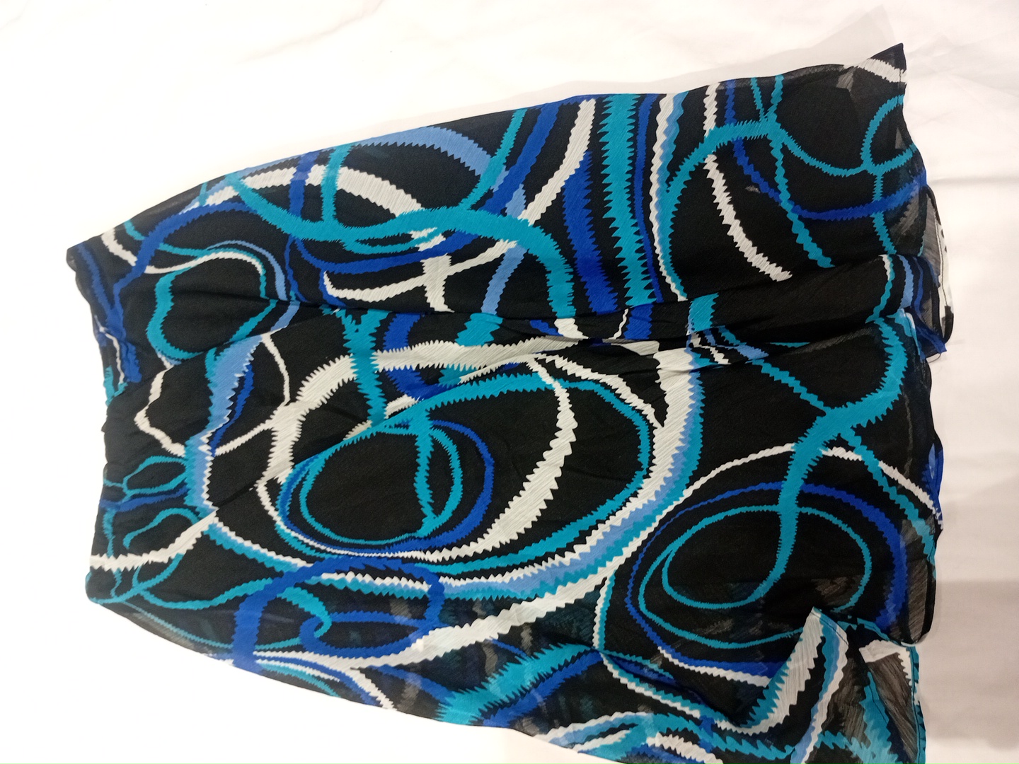 Gonna a forma A con motivo vorticoso blu, bianco e..