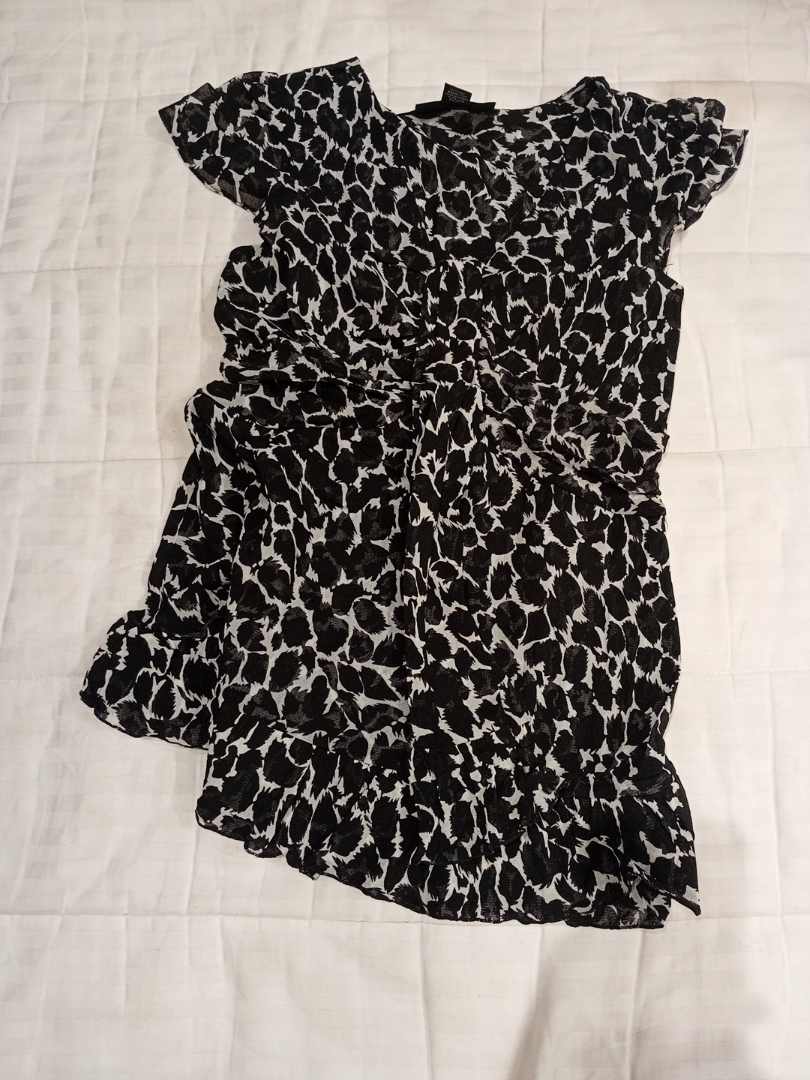 Women's Black and White Floral Top