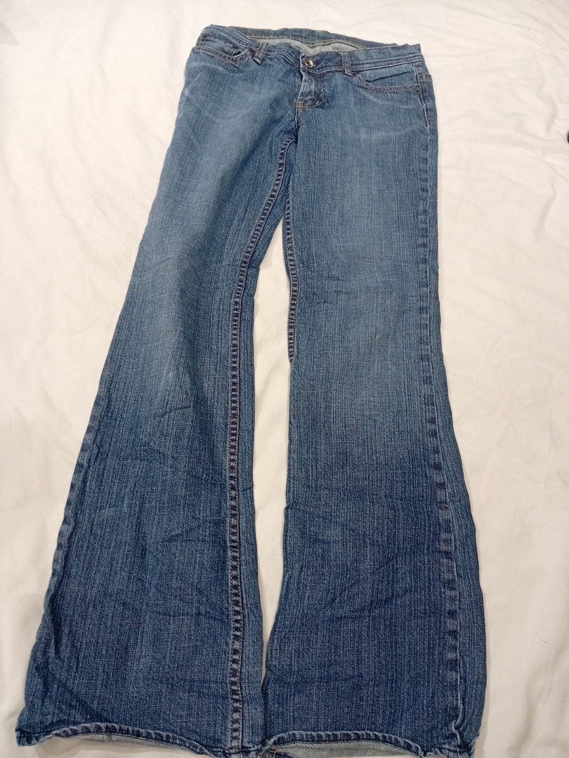 This will be title used by e-commerce on listing p..