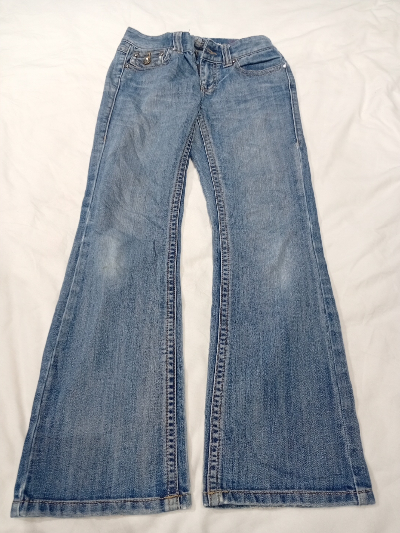 This will be title used by e-commerce on listing p..