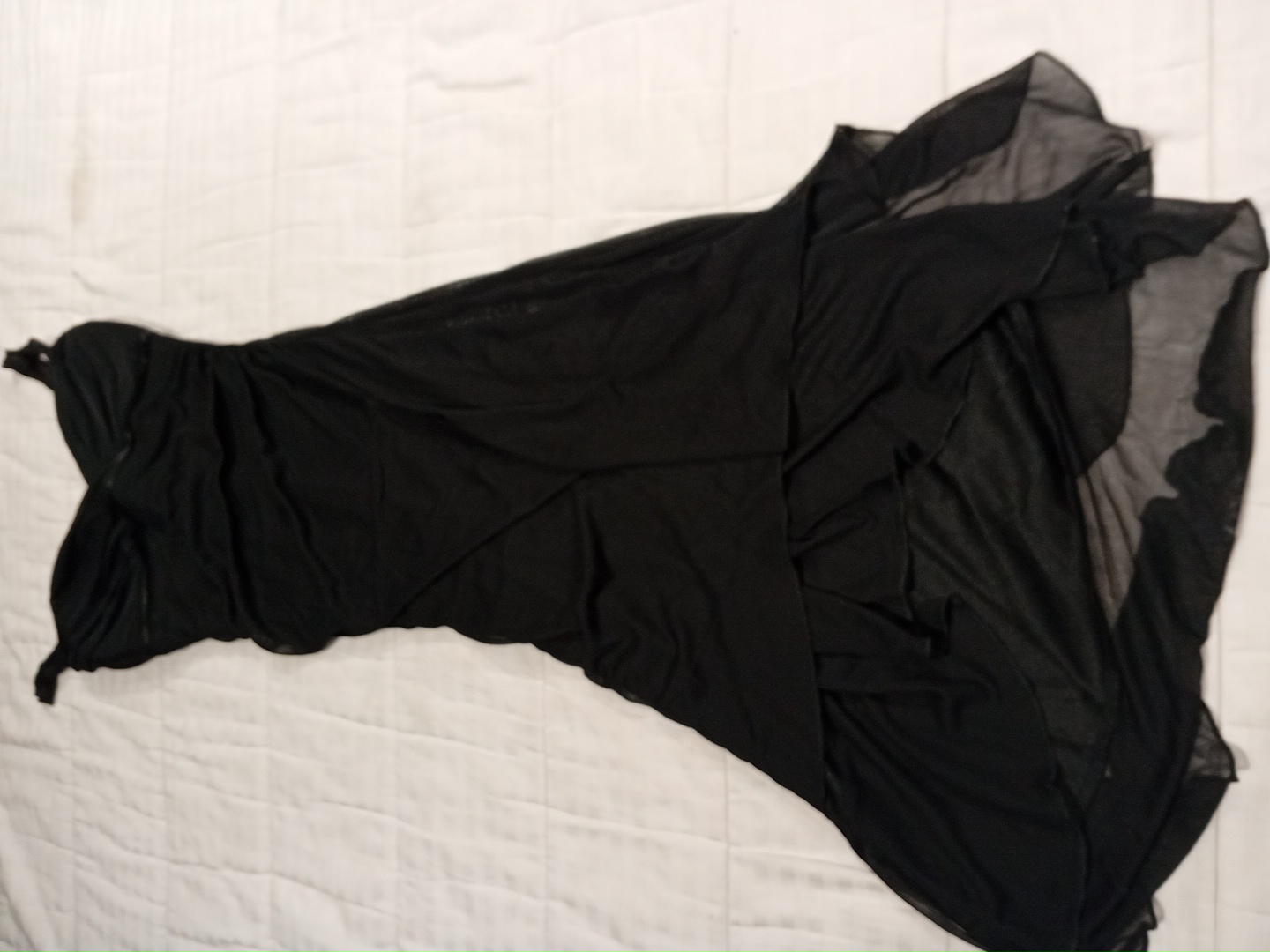 黒いイブニングドレス