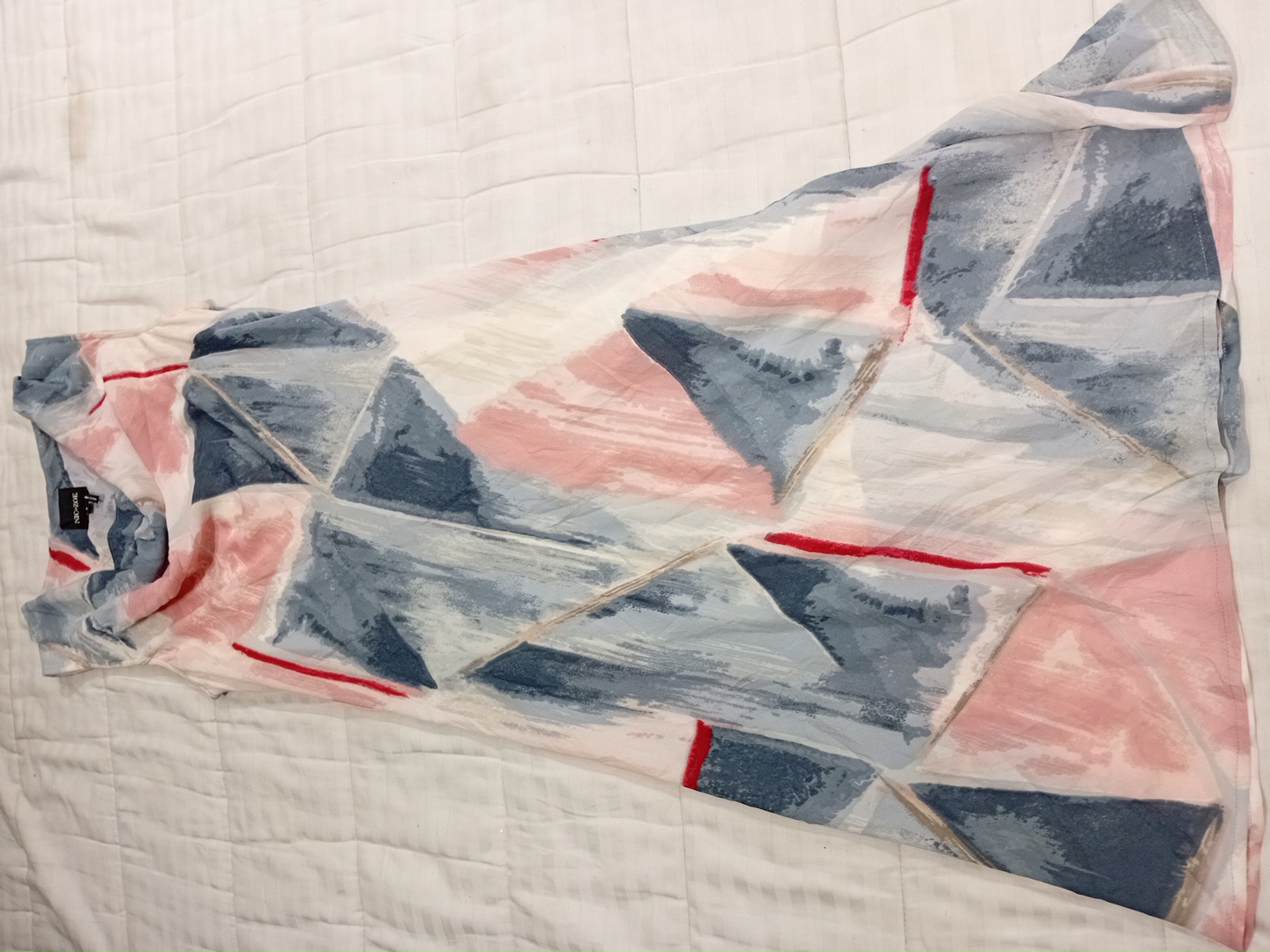 抽象パターンのドレス