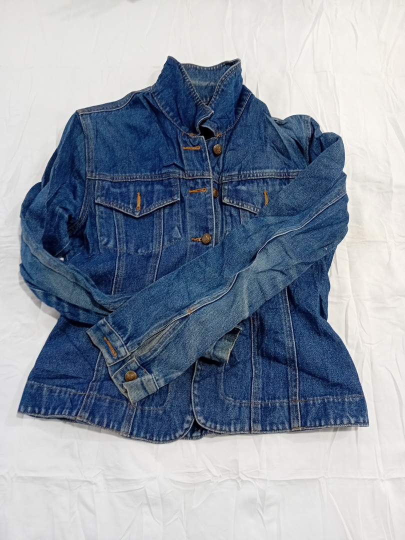 Paquete de chaquetas de mezclilla y ante - Gap, Et..