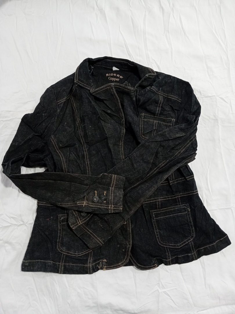 Giacca di denim nera