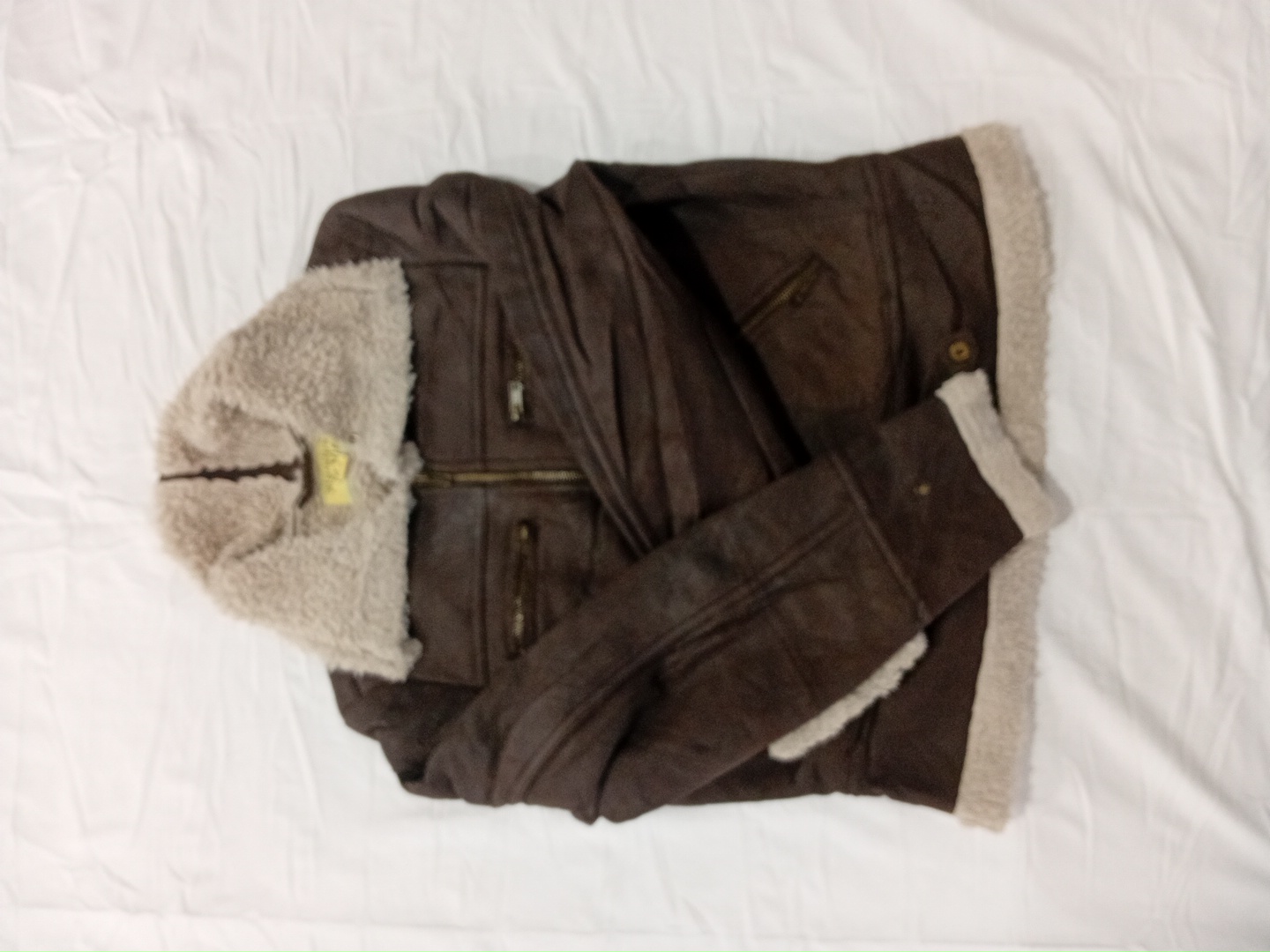 Veste en fausse fourrure marron