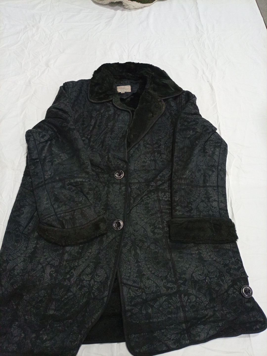 Gilet floreale nero