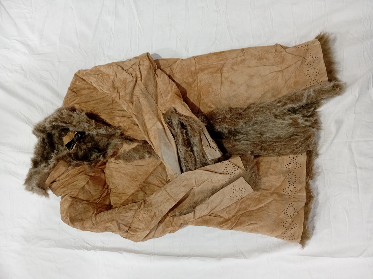 Ledermantel & Daunenjacken-Bundle db STUDIO Corduc..