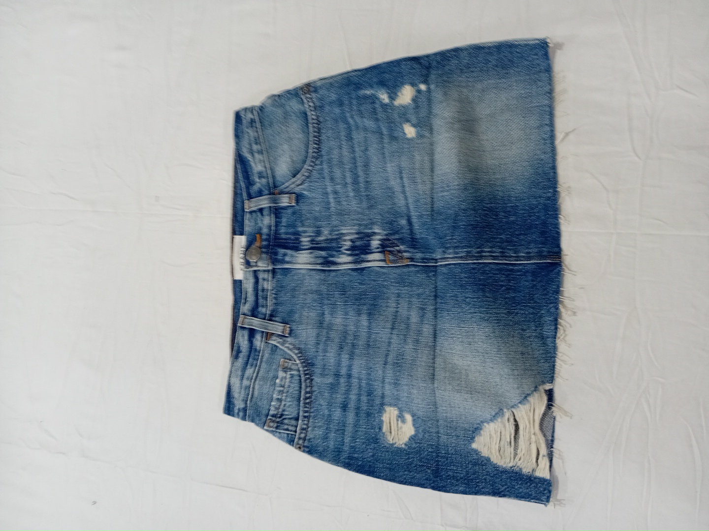 ダメージデニムミニスカート