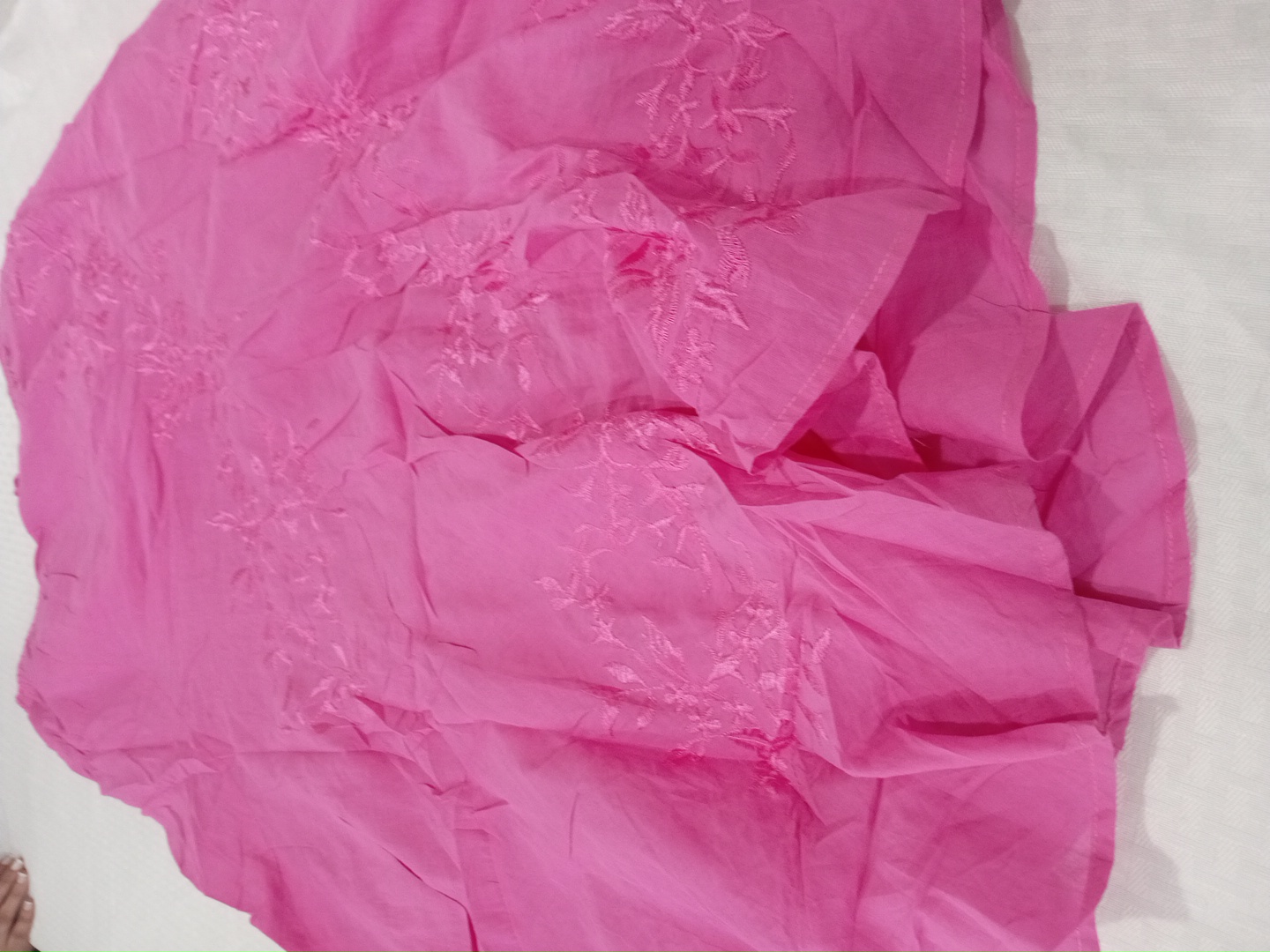 Jupon à volants roses