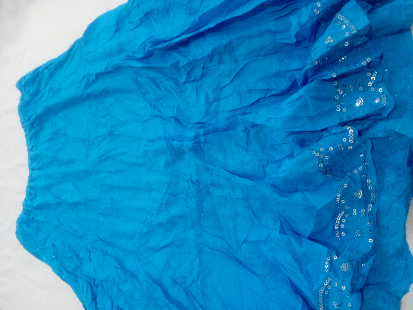 Jupon bleu avec sequins