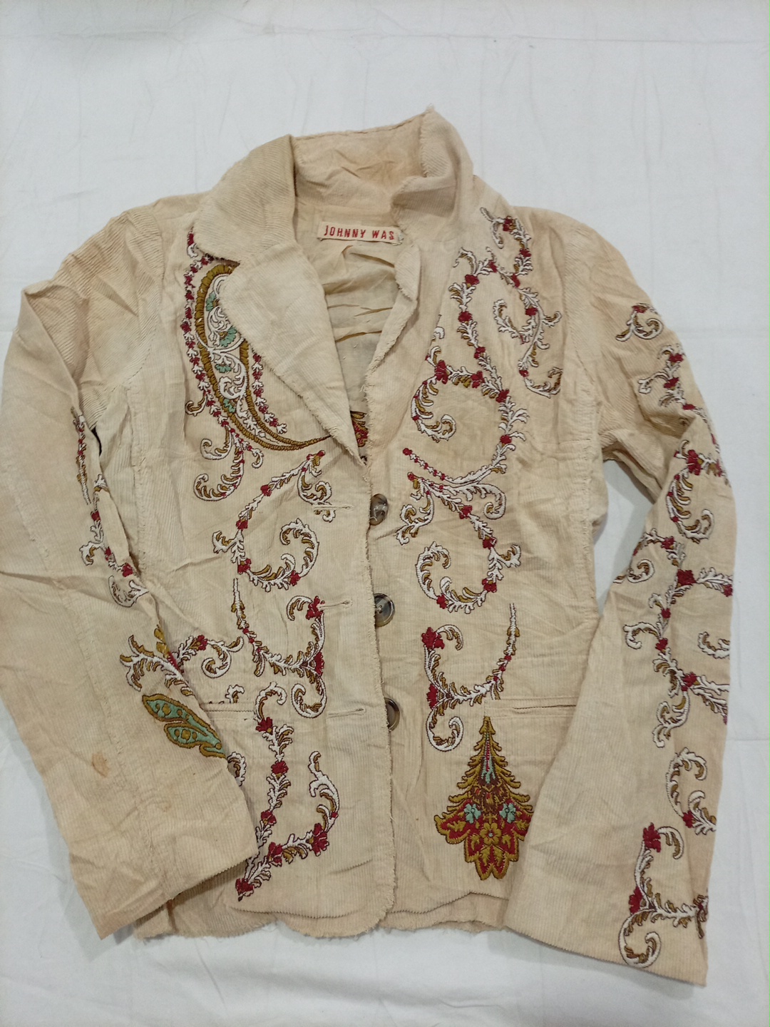 刺繍入りベージュジャケット