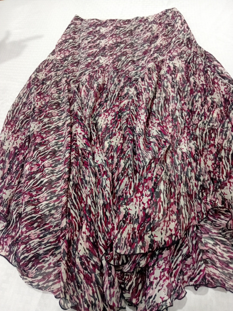 「ウィメンズ フローラル スカート」